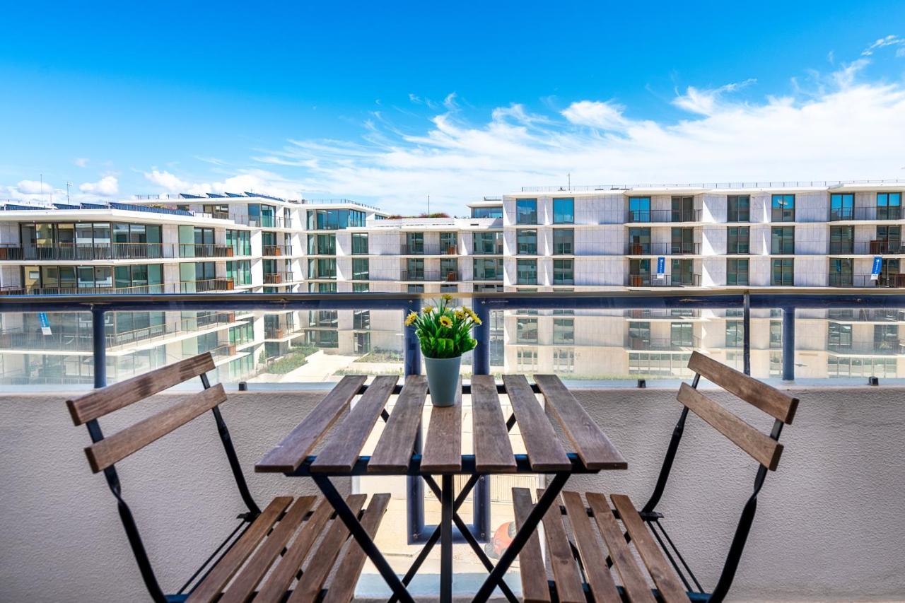 Beachfront Apartment In Armacao Armação de Pêra Kültér fotó